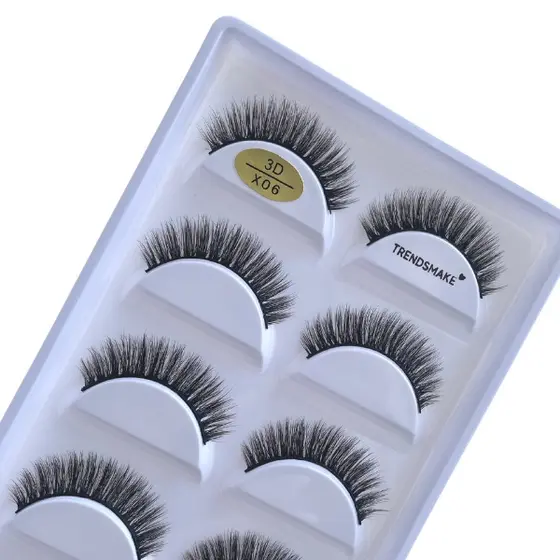 Cílios postiços cartela 5 pares modelo 3D X06 TrendsMake