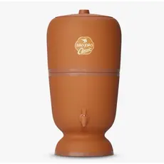 Filtro São João Classic 16L (sendo 8L em cima e 8L embaixo) acompanha 2 boias, 2 velas Tripla Ação, torneira e tampa