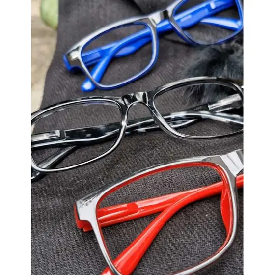 Armação de Óculos de Grau ( Sem Lentes )Várias Cores Modelo