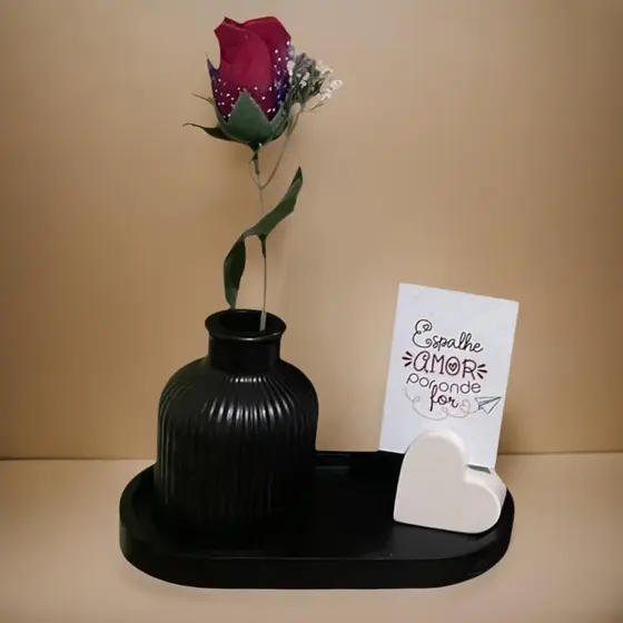Kit decoração luxo enfeite casa sala quarto bandeja Vaso rosa coração porta retrato.