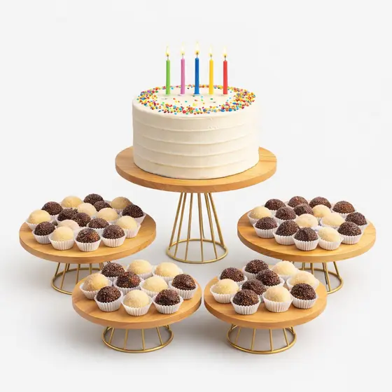 Kit 5 Boleiras Premium Luxo – Decoração Profissional para Festas e Confeitaria