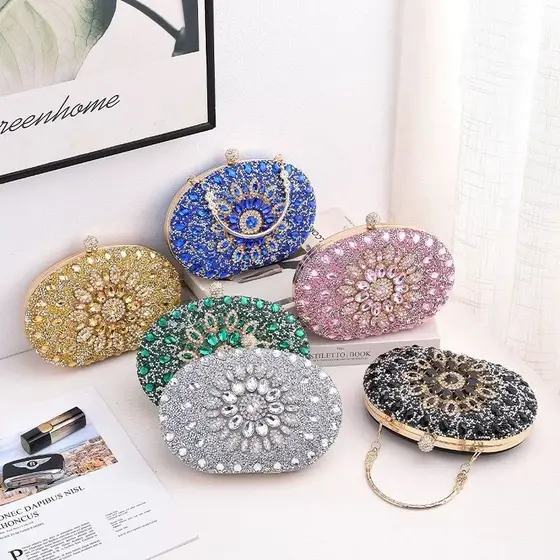 Bolsa Feminina Clutch Fashion de Festa para Noite, Compacta e, com Alça Lateral Ajustável – F49
