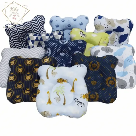 Travesseiro Anatômico para Bebê em Tecido Algodão Estampado com Orelhinhas