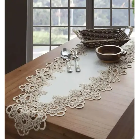 Caminho De Mesa Rendado Veneza Bordado Luxo Bege 40x90cm Jolitex