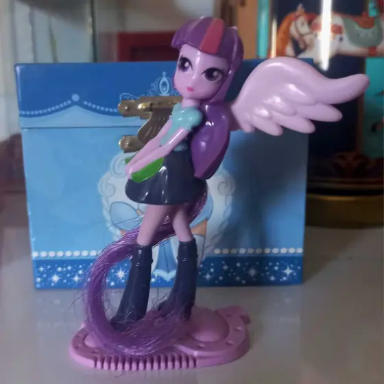 Boneca My Little Pony Twillight Sparkle Kinder Ovo