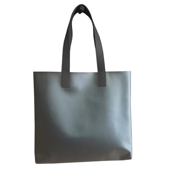 Bolsa de Ombro Tipo Sacola Preta com Alça Preto