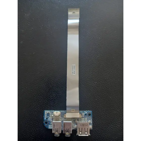 Placa USB+Fone+Micro p/ Notebook Itautec Infoway Note A 7520