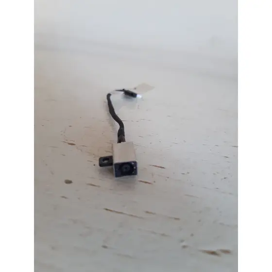 Conector DC Jack Dell Inspiron 15 Serie 3000