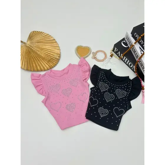 Conjunto Infantil Saia Plissada em Courino com Blusa Pedrarias Corações. estilosa Look festa Blogueirinha Princesinha