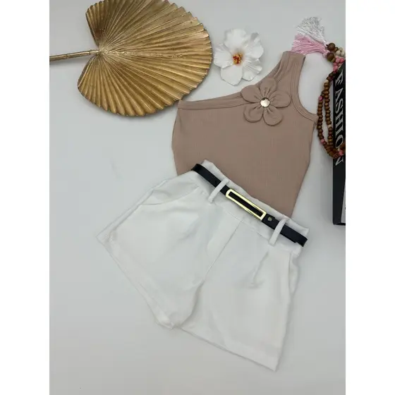 Conjunto Infantil Menina Blusa Flor Delicada Com Short Alfaiataria Conforto e Luxo Look Moda Fashion blogueirinha