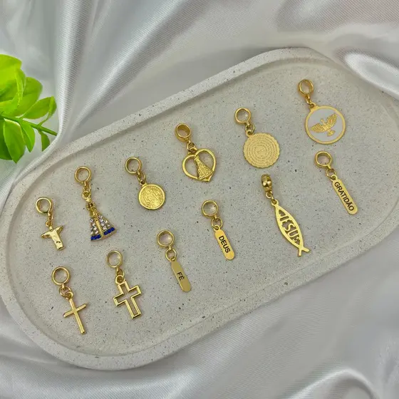 Berloques Religião Religioso Banhado a Ouro 18k