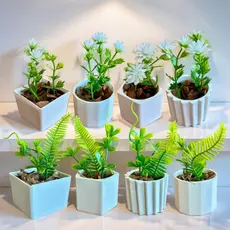 Kit 8 Vasinhos com Plantas Artificiais