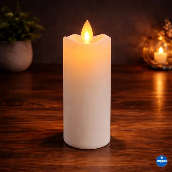 Vela LED a Pilha – Iluminação Segura, Prática e Aconchegante