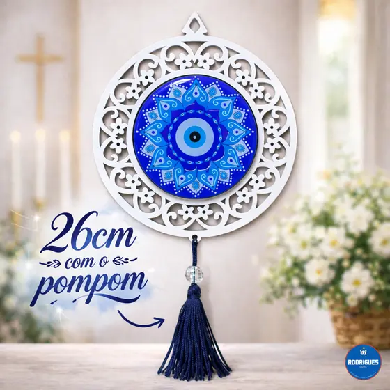 Adorno Olho Grego MDF Resinado 26cm Parede Porta Com Pompom Branco Marrom