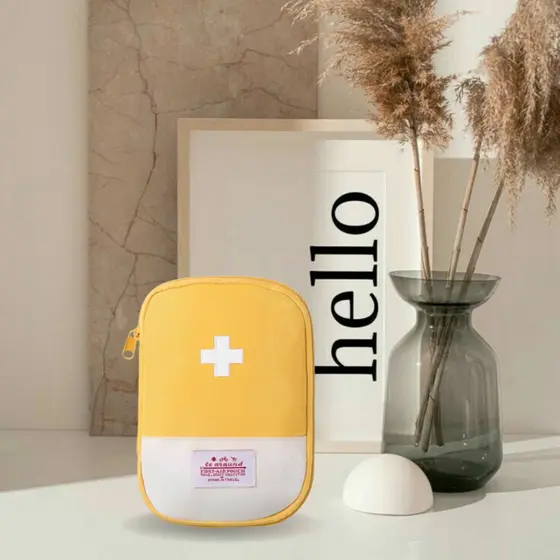 Kit Médica De Primeiros Socorros Portátil Acampamento Ao Ar Livre Útil Mini Medicina Saco De Armazenamento De Emergência