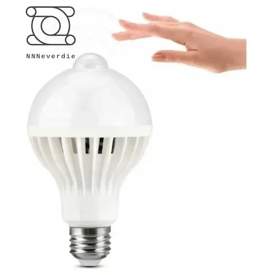 Lâmpada Bulbo Led C/sensor De Presença 9w Branco Frio Bivolt