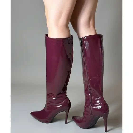 Bota feminina cano alto salto fino verniz zíper forrada