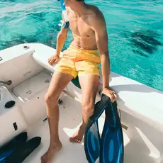 Shorts Praia Masculino que Muda de Cor, Sensível à Temperatura, Cordão Ajustável, Várias Cores