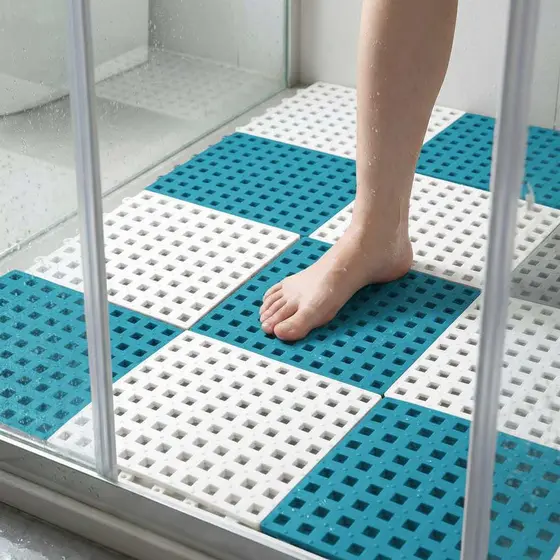 Kit 8 Tapete Estrado Piso Antiderrapante 30x30cm Box Banheiro Piscina Emborrachado Modular Vestiário Sauna Flexível