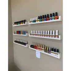 prateleira expositor de esmaltes