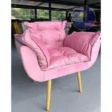 Poltrona Decorativa Reforçada Para Sala Escritório Loja Poltronas para Salão Opalla pés palito