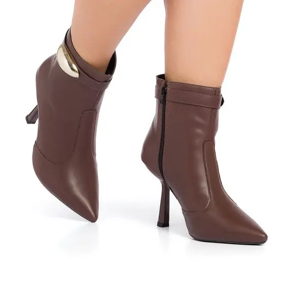 Bota Feminino Stessy Shoes Cano Curto Bico Fino Salto Alto Lesma Metalizada Elegância Chic