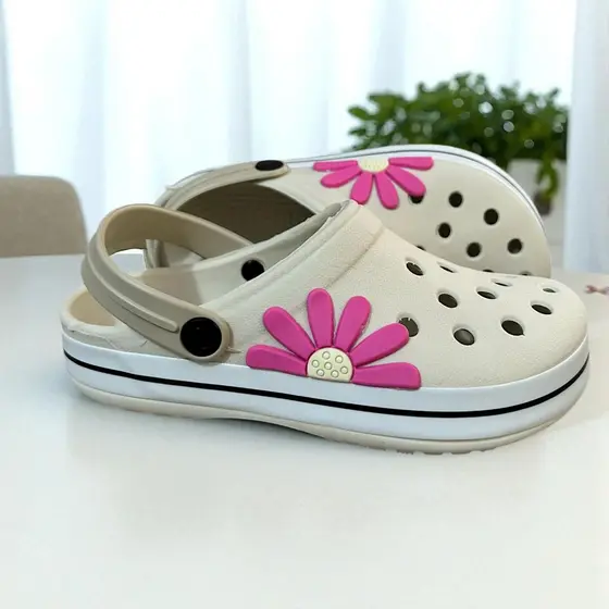Babuche Sandalia Injetado Fachetado Feminino Adulto Personagem Detalhe Meia Flor Lateral Moderno