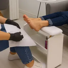 Apoio Suporte Para os Pés SPA em MDF Para Manicure Pedicure c/ Prateleiras S14