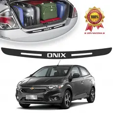 Soleira de Porta Malas Adesivo Protetor Gm Chevrolet Onix Universal Carro personalizado
