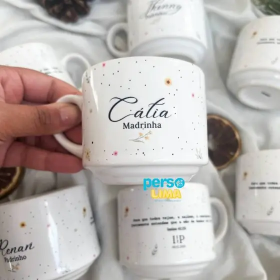 Xícara Personalizada para Padrinhos de Casamento | Caneca Madrinha com Nome | Presente Padrinhos e Dindos 180ml