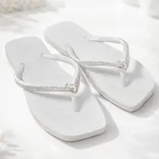 Chinelo Feminino Bico Quadrado com Strass Confortável para Uso Diário