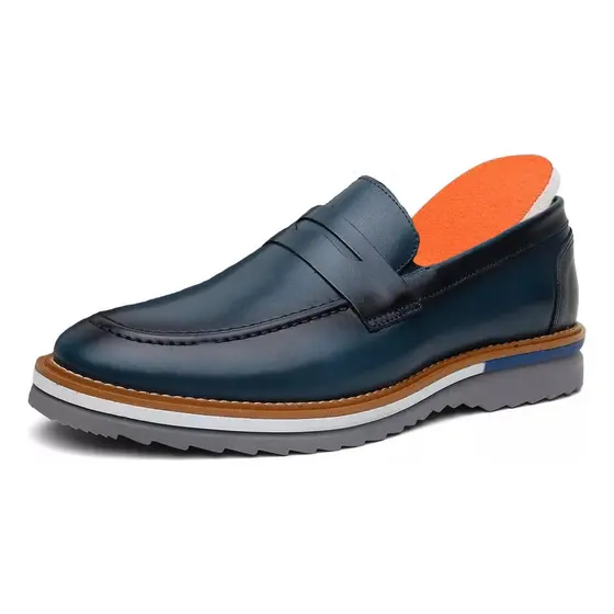 Mocassim Loafer Masculino Clássico Elegante Confortável em Couro Sola Bicolor