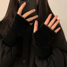 Luva Meio Dedo Feminina Pelucia Dedo de fora academia Celular  Inverno Tendencia