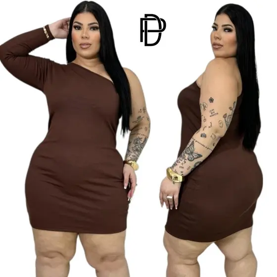 DRAPA PLUS - VESTIDO UMA MANGA PLUS SIZE