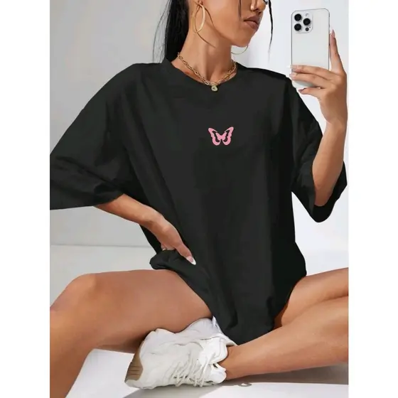 Camiseta T-Shirt feminino 100% algodão casual ombro caído com BORBOLETA estampada