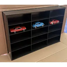expositor carrinhos escala 1:32 para 15 carrinhos  em mdf pintado PRETO