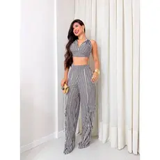 CONJUNTO CALÇA CARGO WIDE LEG + CROPPED CREPE FORRADO LISTRADO SUMMER ELEGANTE