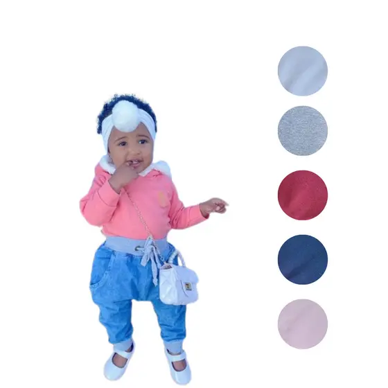 Kit 2 Peças Sendo Body Suedine com Capuz Peluciado e Calça Jeans Estilizada
