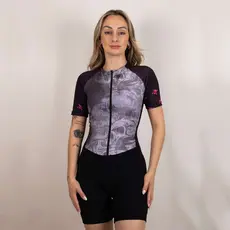 Macaquinho de Ciclismo Manga Curta Modelo Caveira Esfumado Feminino Conforto e Elegância