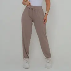 CALÇA FEMININA MALHA VISCOLYCRA SOLTINHA COM BOLSO NA FRENTE