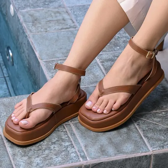 Flat Feminina Boho Chic Salto Plataforma Plana Casual Vicenza Preta Marrom Off Leve Macia Forrada
