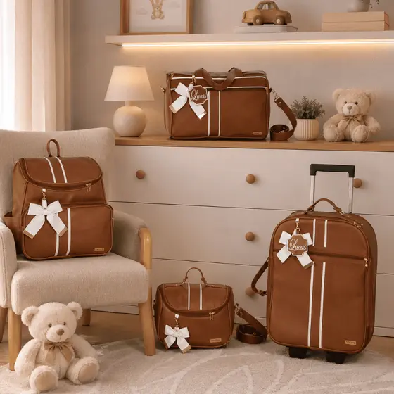Kit Bolsa Mala Maternidade New York Cacau/Off - 06 Peças