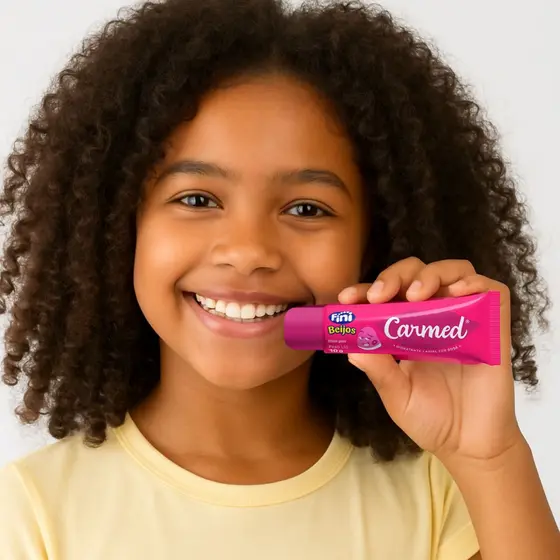 Carmed Fini Beijos Cor Rosa Hidratante Labial 10g