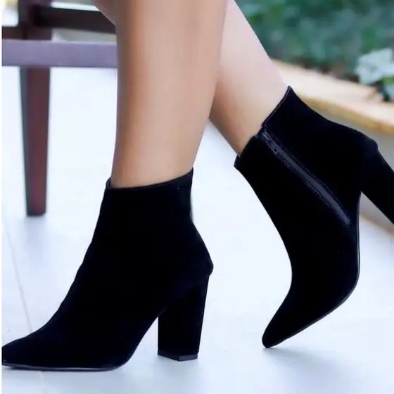 Botinha Feminina Preto cano baixo moda casual moda feminina Verniz croco Via Shop Outlet