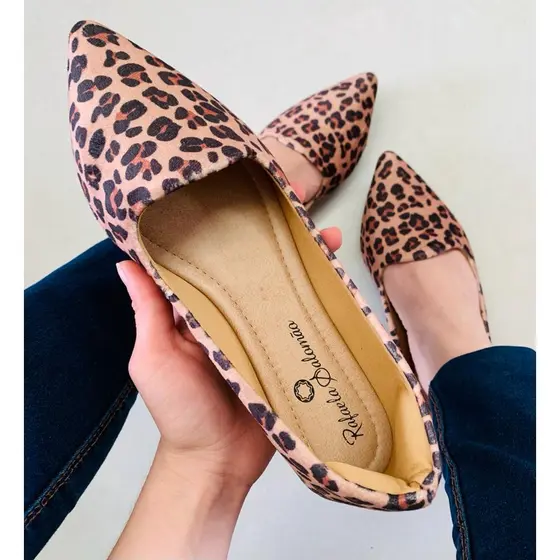 Sapatilha Sandália Feminina Animal Print Onça Bico Fino Tendencia Blogueira Rafaela Salomão Sapato para  dia a dia baixo