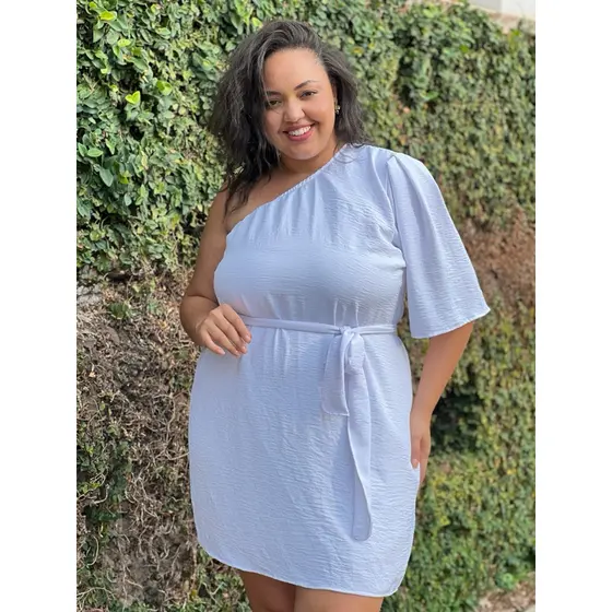 Vestido Plus Size Curto Mula Manca Com Faixa Manga Bufante Branco Com Forro Batizado Chá Revelação Festa Casamento