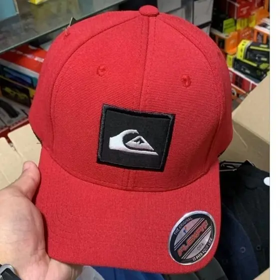 boné quiksilver flex fit masculino vermelho e preto várias cores tamanhos modelos novos qualidades 100%🏄‍♀️