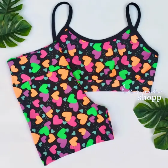 CONJUNTO ACADEMIA FITNESS TOP E SHORT CINTURA ALTA ESTAMPAS LOOK