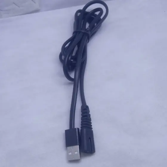 Cabo USB Com Plug De Força Pará Marmita Portatil Recarregavel