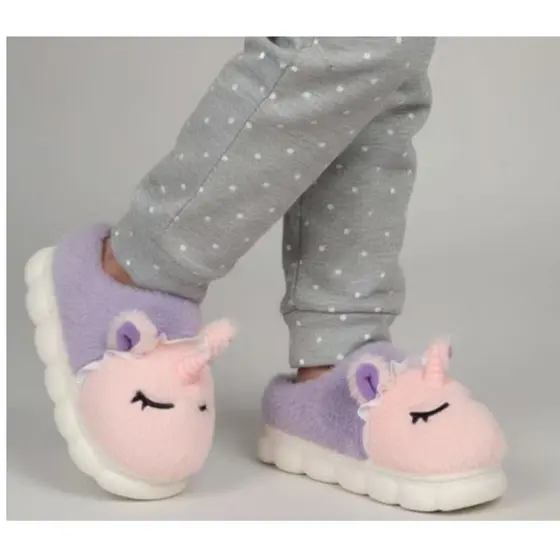 Chinelo pantufa de UNICORNIO infantil pelinho antiderrapante com solado duro/PTF06-140